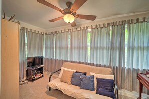 House (2 Bedrooms) | Interior - Charming Elk Park Retreat < 9 Mi to Ski Area! (Elk Park)