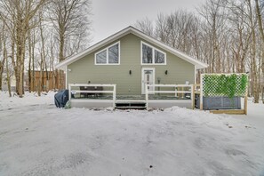 House (3 Bedrooms) | Interior - Walk to Lake: Tobyhanna Home w/ Hot Tub & Fire Pit (Tobyhanna)