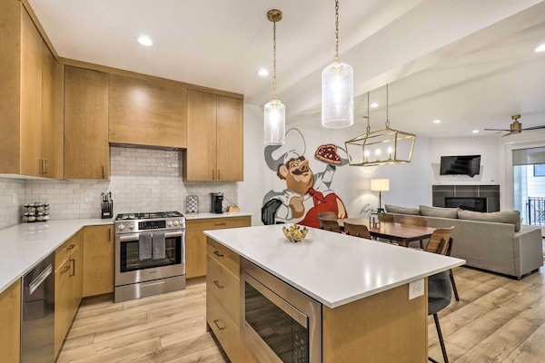 Apartment (3 Bedrooms) | Front of property