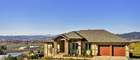 House (3 Bedrooms) | Front of property