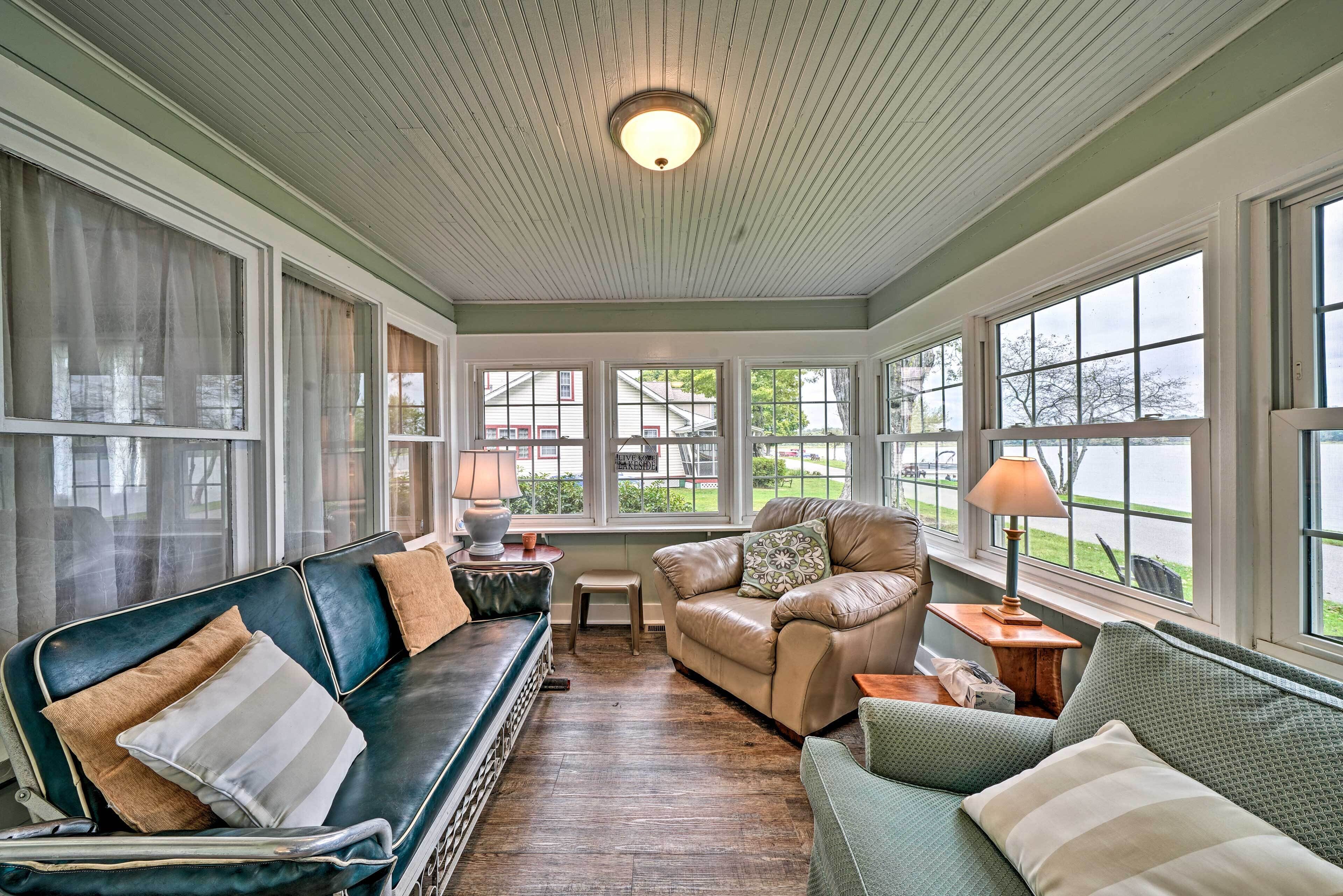 House (6 Bedrooms) | Interior