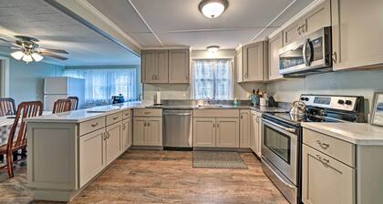 Boat & Ski: Home on Edinboro Lake w/ Grill!