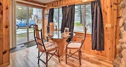 Cozy & Rustic Cottage With Houghton Lake Access!
