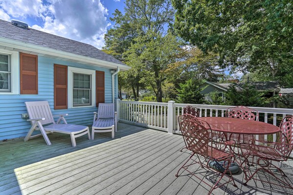 Dog-friendly Waretown Home W/ Furnished Deck! - New Jersey