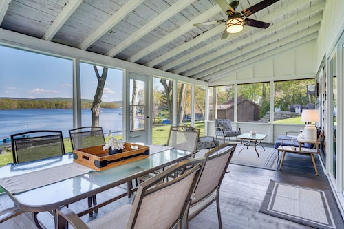 Family Friendly! Lakefront Tully Getaway w/ Porch