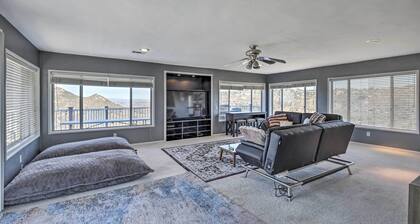 Escondido Hilltop Home w/ Deck & Views!