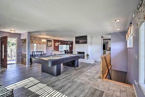 Interior - Escondido Hilltop Home w/ Deck & Views! (San Marcos)