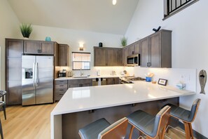 House (3 Bedrooms) | Interior - Dover Vacation Rental: Walk to Lake Pend! (Sandpoint)