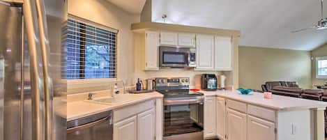 House (3 Bedrooms) | Interior