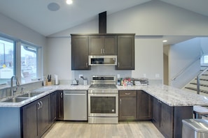 House (5 Bedrooms) | Interior - Green Bay Getaway Near Lambeau Field & Resch! (Green Bay)