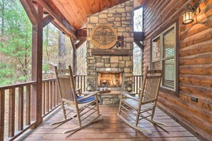 House (4 Bedrooms) | Interior - Expansive Broken Bow Cabin w/ Hot Tub & Playset! (Broken Bow)