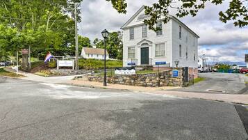 Apartment (1 Bedroom) | Interior