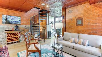 Apartment (1 Bedroom) | Interior