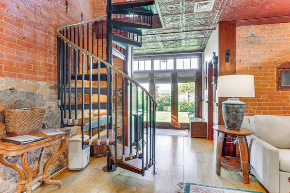 Apartment (1 Bedroom) | Interior