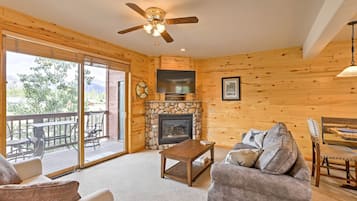 Apartment (2 Bedrooms) | Front of property