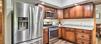 Family Home w/ Deck, Yard, Dock on Rock River