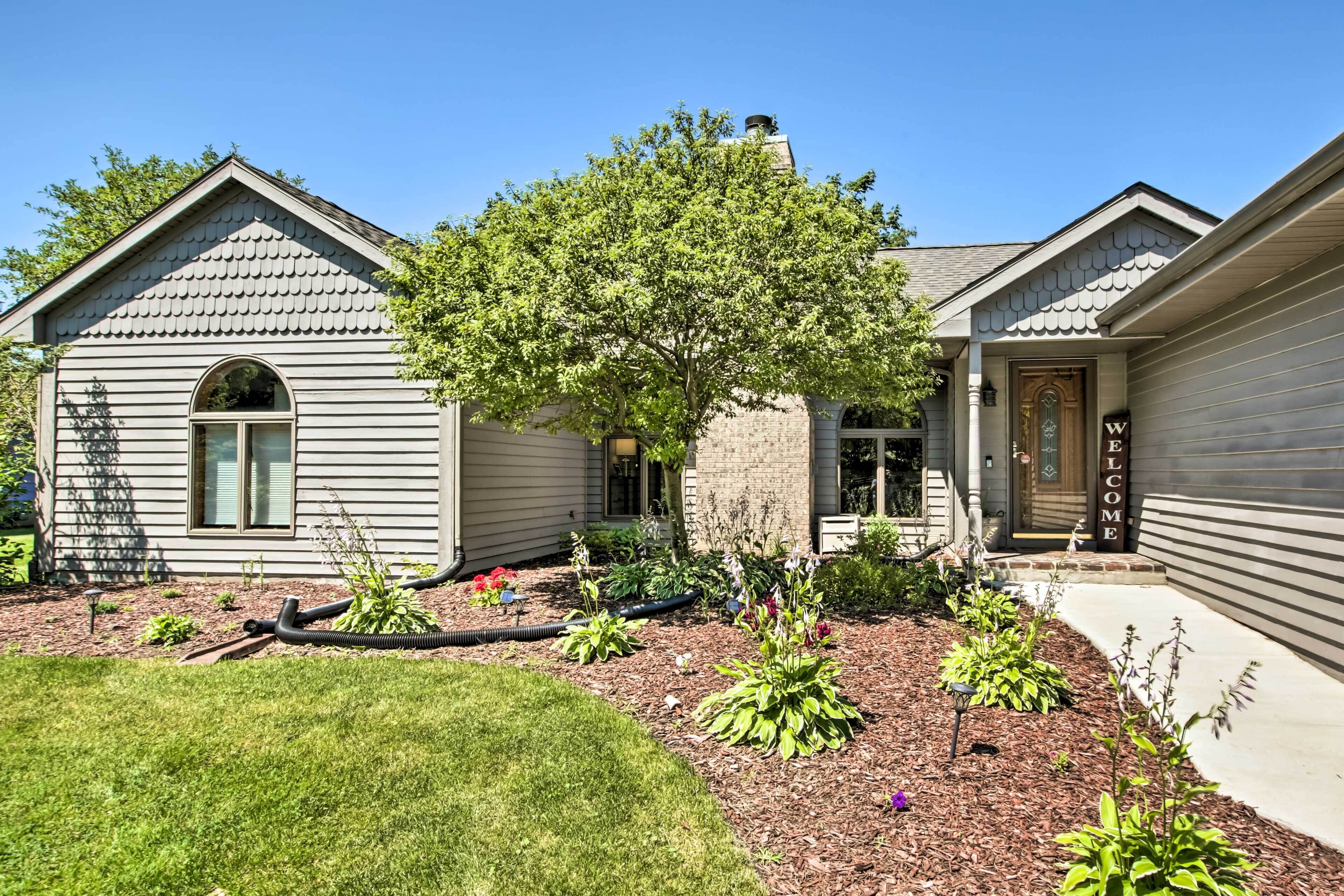 House (5 Bedrooms) | Interior