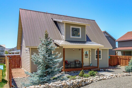 30 Mi to Crested Butte: Dog-friendly Home By River