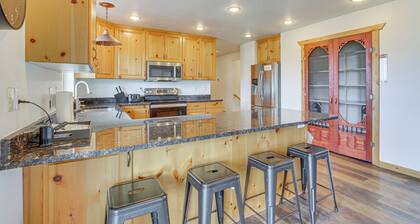 14 Mi to Beaver Mountain Ski Area: Group Getaway!