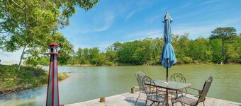 Heathsville Home w/ Sunroom < 10 Mi to Beach!