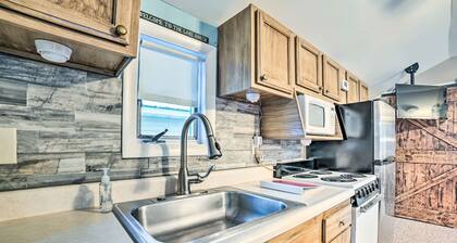 Houghton Lake Vacation Rental - Walk to Water!