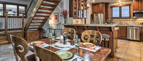 Nhà (2 Bedrooms) | Nội thất