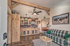 House (1 Bedroom) | Interior - Kerrville Converted Barn Tiny Home w/ Kayaks! (Kerrville)