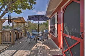 House (1 Bedroom) | Interior - Kerrville Converted Barn Tiny Home w/ Kayaks! (Kerrville)