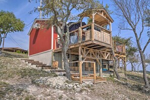 House (1 Bedroom) | Interior - Kerrville Converted Barn Tiny Home w/ Kayaks! (Kerrville)
