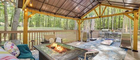 House (4 Bedrooms) | Outdoor dining