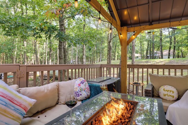 House (4 Bedrooms) | Interior - Game Room + Home Theater! Immaculate Poconos Lodge (Albrightsville)