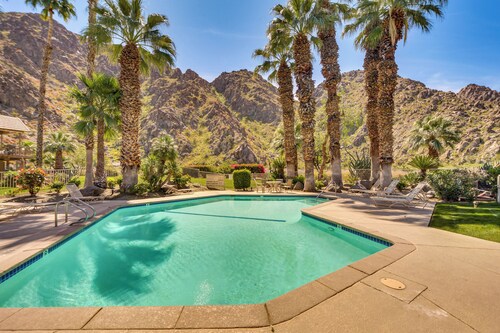 Near Golf: Indian Wells Studio w/ Pool Access