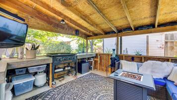 Apartment (0 Bedroom) | Interior