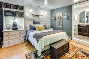 Apartment (0 Bedroom) | Interior