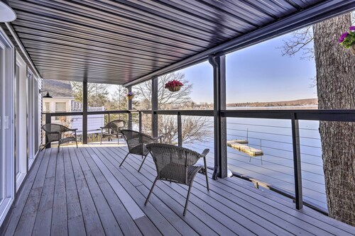 Lakefront Home: 2 Mi to Air Line State Park Trail!