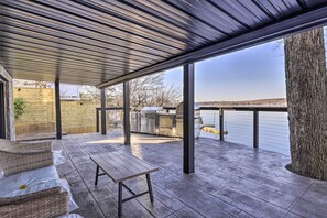 Interior - Lakefront Home: 2 Mi to Air Line State Park Trail! (East Hampton)