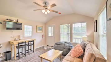 House (1 Bedroom) | Interior