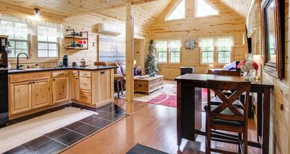 Idyllic Cabin in the Heart of Hocking Hills