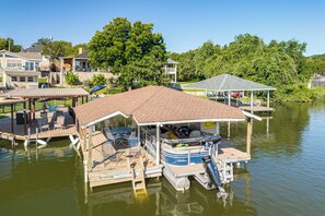 House (3 Bedrooms) | Interior - Lakefront Granbury Home w/ Dock, Decks & Hot Tub! (Granbury)