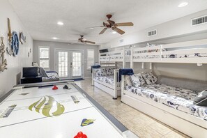 Interior - Lakefront Granbury Home w/ Dock, Decks & Hot Tub! (Granbury)