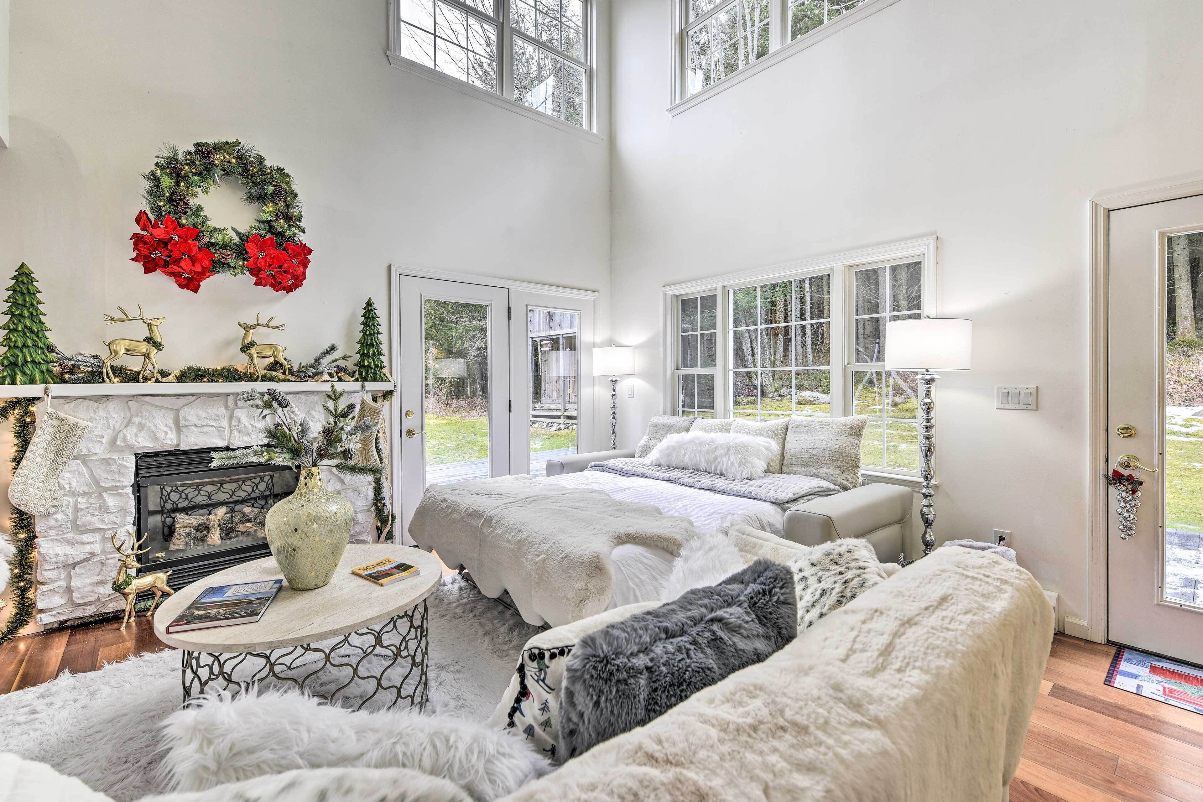 Luxe Morristown Escape w/ Yard, 11 Mi to Skiing!