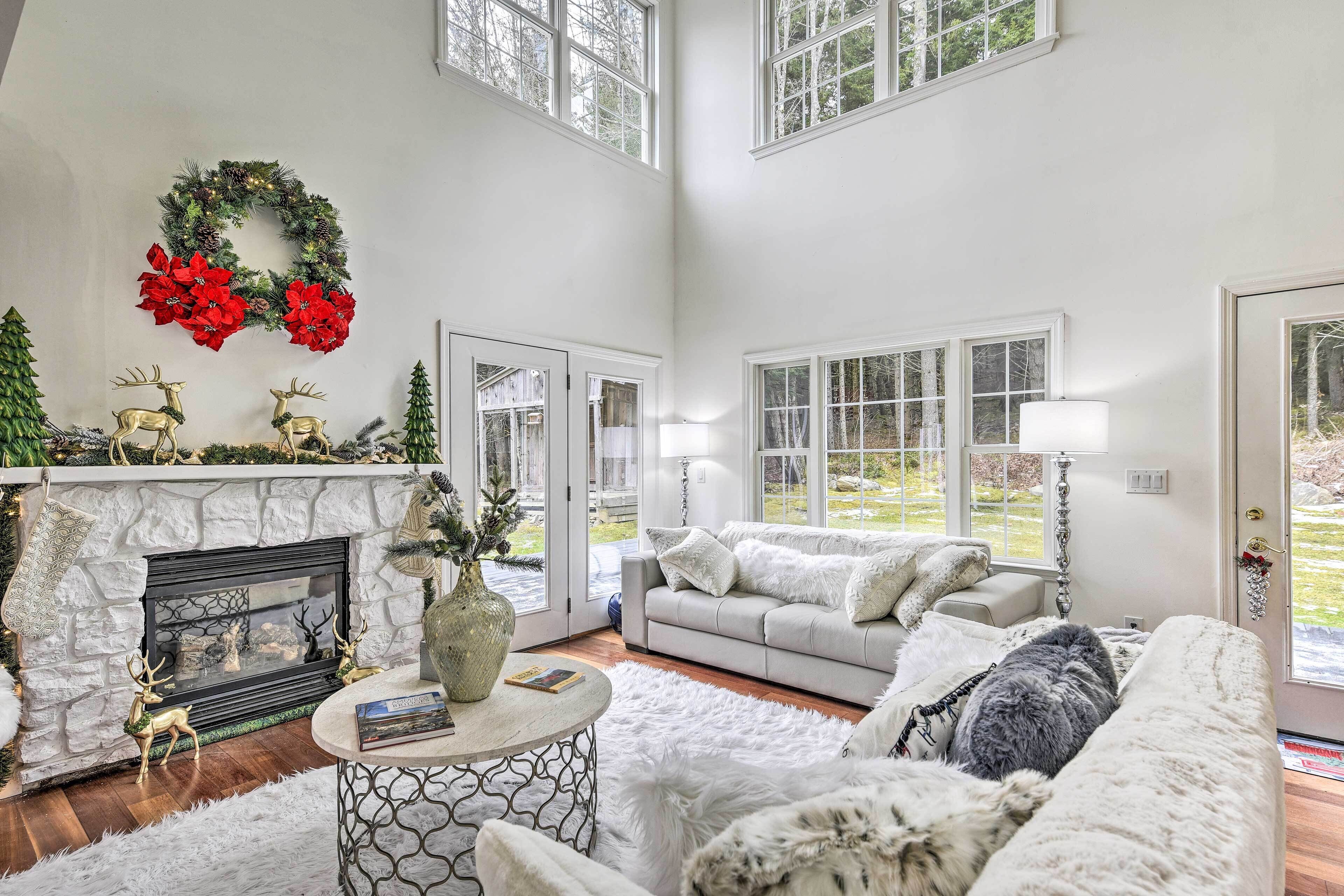 Luxe Morristown Escape w/ Yard, 11 Mi to Skiing!