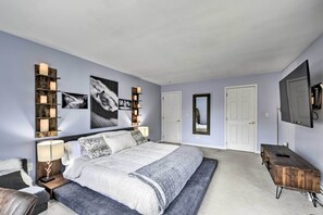 2 slaapkamers, een strijkplank/strijkijzer, beddengoed