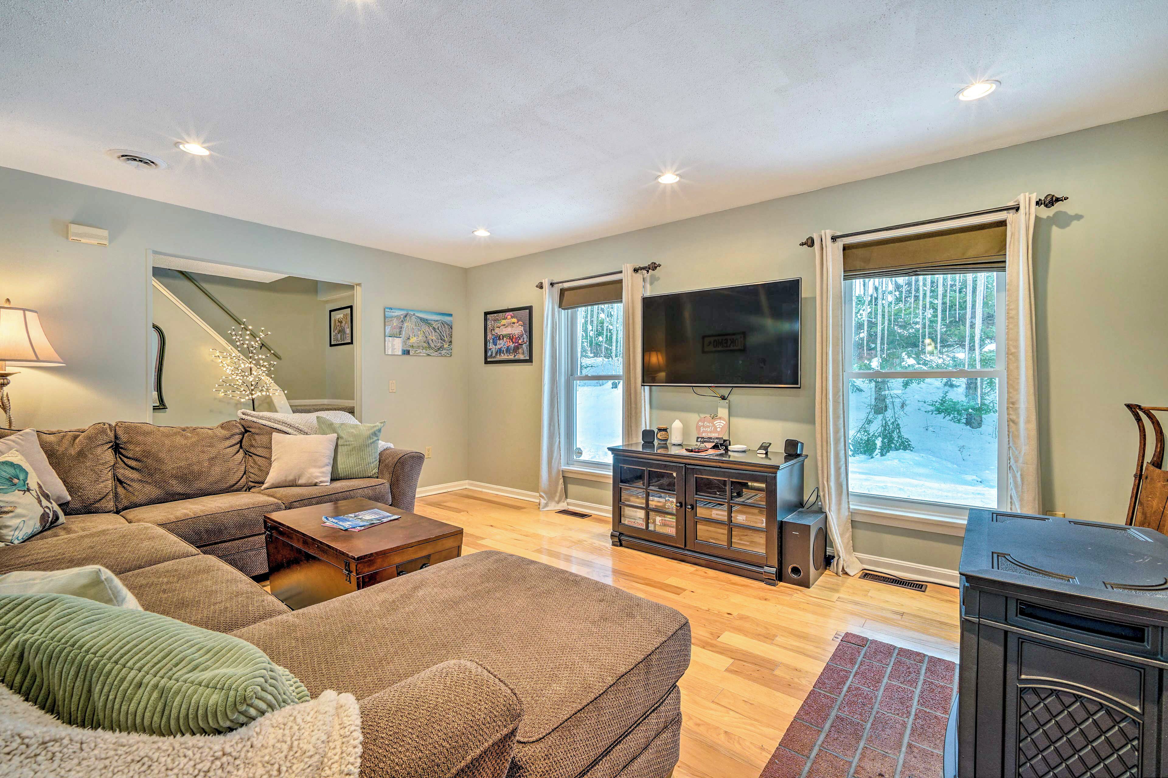 House (4 Bedrooms) | Interior