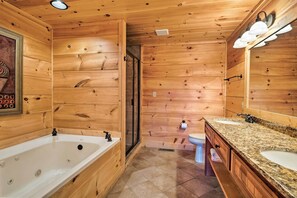 Interior - Smoky Mountain Views + Hot Tub: Spacious Cabin! (Sevierville)