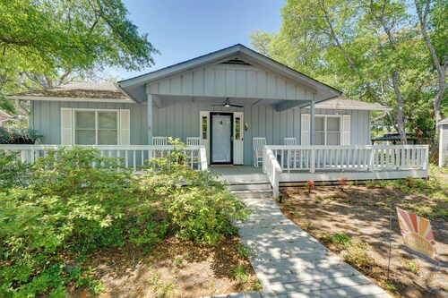 Oak Island Home w/ Spacious Backyard & Porch