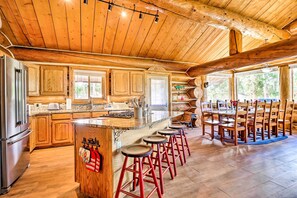 House (4 Bedrooms) | Interior - < 1 Mi to Lake Granby: Log Cabin w/ Fire Pit (Grand Lake)