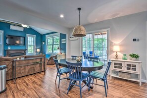 House (2 Bedrooms) | Interior - Peaceful Virginia Cabin - Fish, Tube, Boat, Etc! (Edinburg)