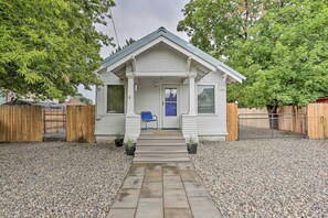 House (1 Bedroom) | Interior - Pet-friendly Baker City Escape w/ Private Yard! (Baker City)