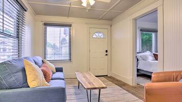 House (1 Bedroom) | Interior